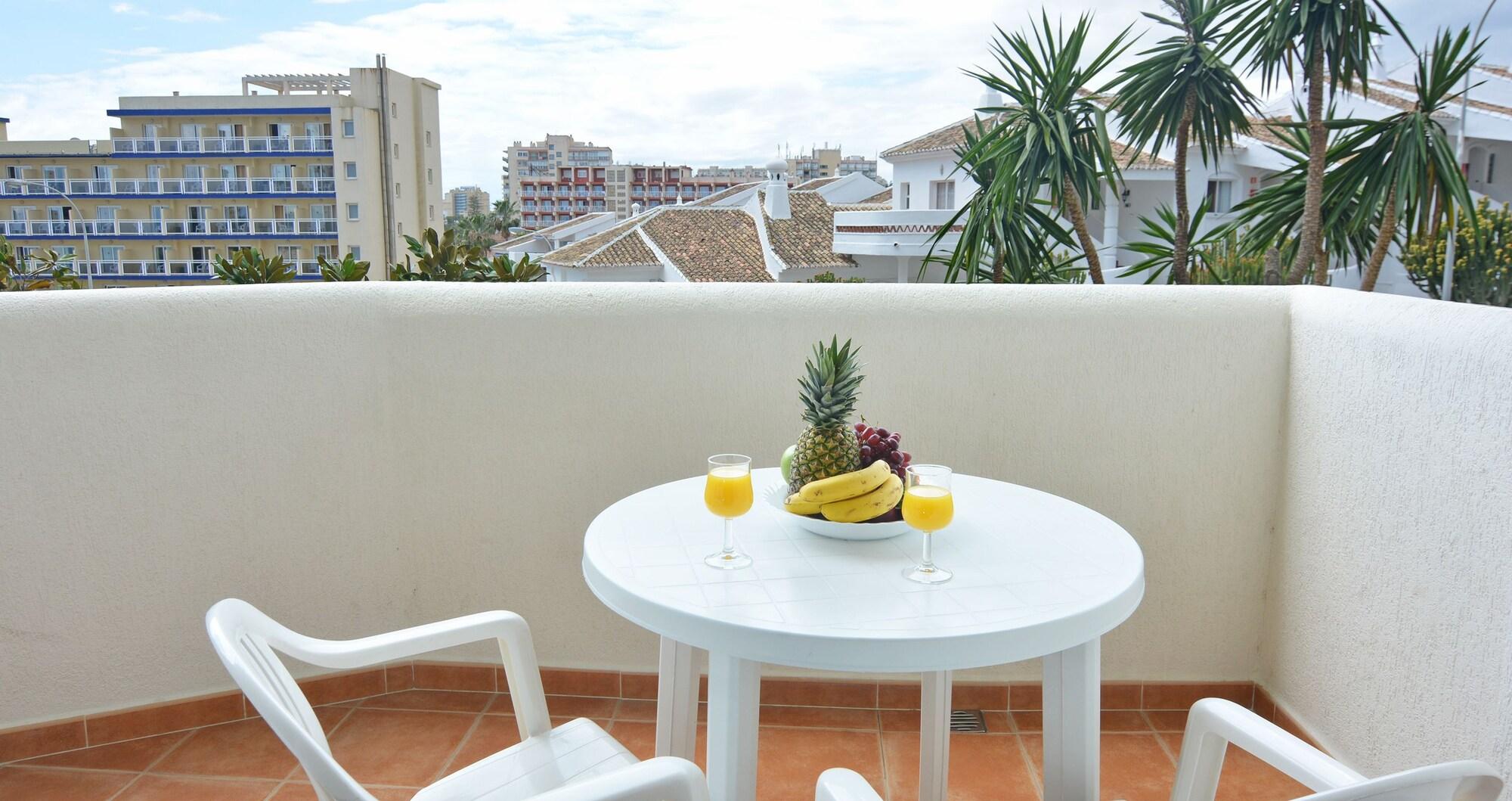 Clc Benal Beach Aparthotel Benalmadena Exterior photo